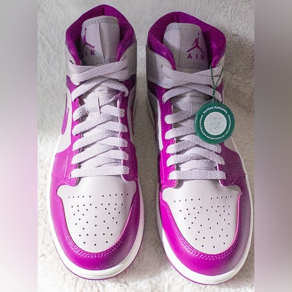 NIKE AIR JORDAN 1 MID “MAGENTA”, SIZE 8.5 - Picture 10 of 11